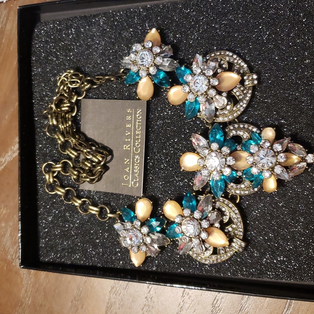 Statement Necklace - Picture 2 of 2